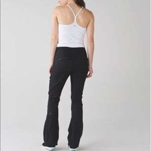 Lululemon &go Take-Off Flare (Regular)
Black